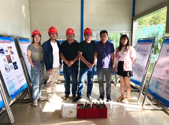 高溫慰問送清涼 情系一線暖人心