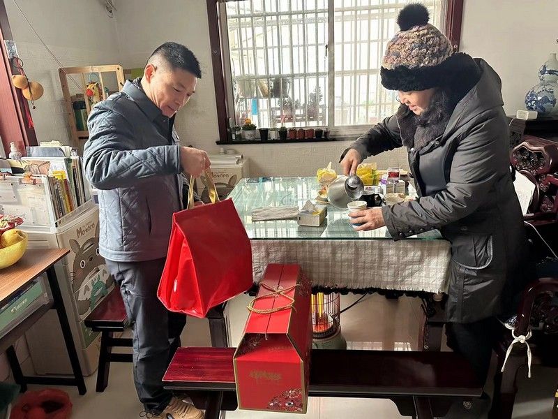 關(guān)愛退休員工